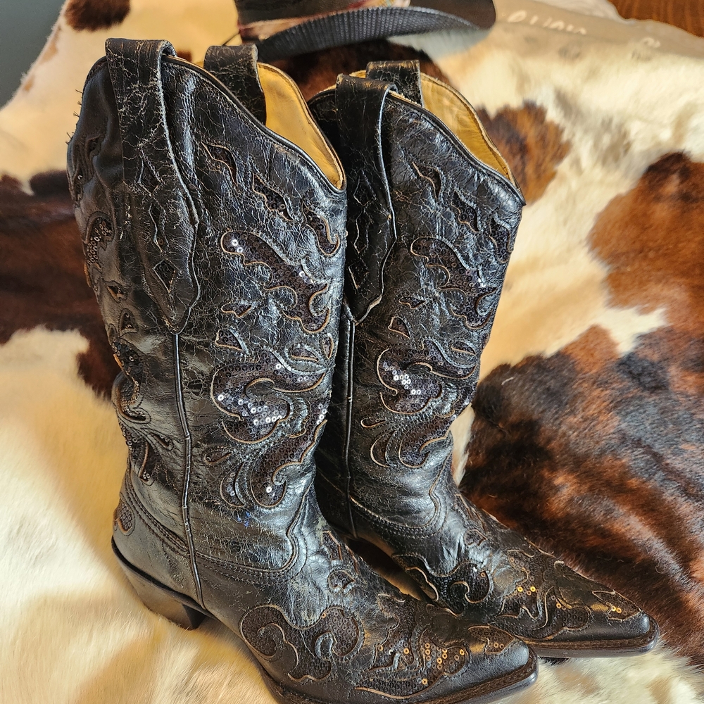 Corral Black Embroidered Sequin Inlay Cowboy Boot… - image 1